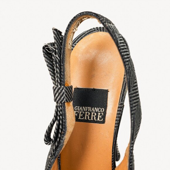 Gianfranco Ferre Silver & Black Metallic Herringbone Slingback Heels - Picture 9 of 9